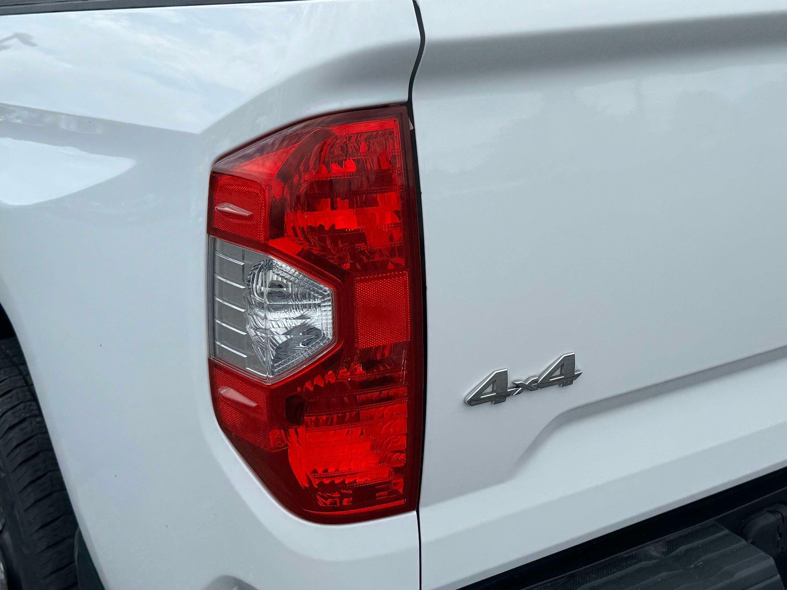 Used 2019 Toyota Tundra Platinum AWD/4WD image 8
