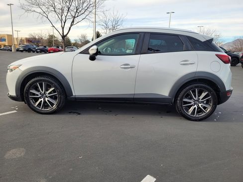 Used 2018 MAZDA MAZDA3 Grand Touring w/ Premium Equipment Package image 3