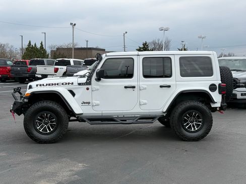 Used 2024 Jeep Wrangler Unlimited Rubicon image 6