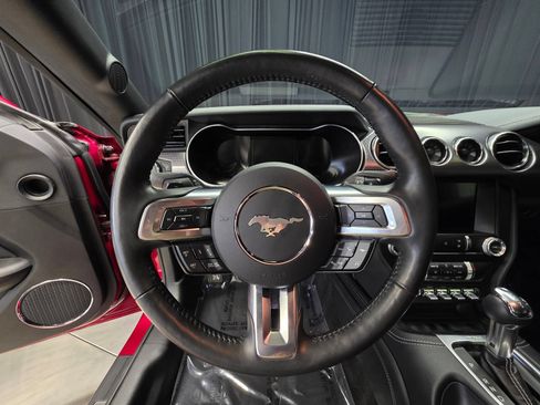 Used 2020 Ford Mustang GT Premium w/ GT Performance Package RWD image 23