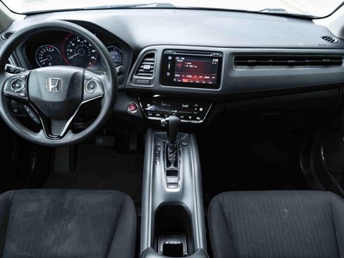 Used 2018 Honda HR-V EX image 27