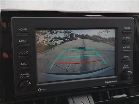 Used 2022 Toyota RAV4 XLE FWD image 17