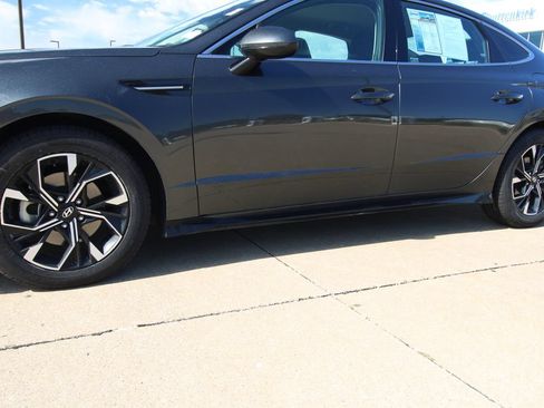 Used 2025 Hyundai Sonata SEL FWD image 10
