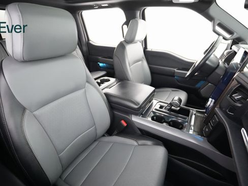 Used 2024 Ford F150 Lightning Lariat image 8