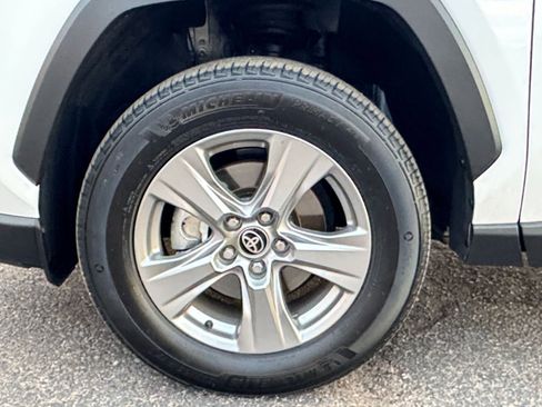 Used 2025 Toyota RAV4 LE image 29