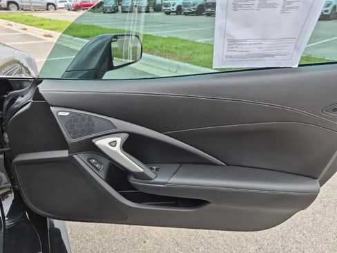 Used 2016 Chevrolet Corvette Z06 w/ Z07 Performance Package image 13