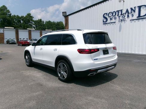 Used 2025 Mercedes-Benz GLS 450 4MATIC image 8