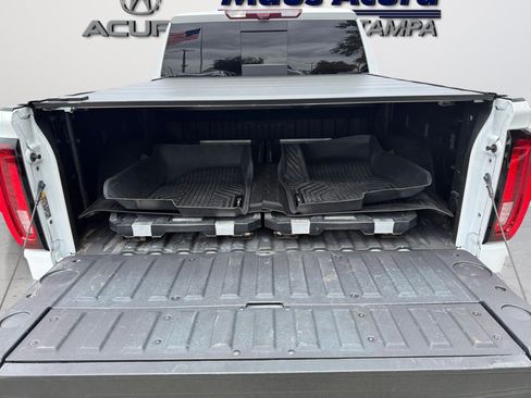 Used 2024 GMC Sierra 1500 AT4 w/ Technology Package AWD/4WD image 37