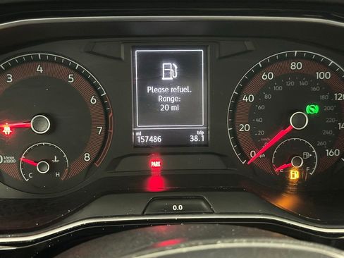 Used 2020 Volkswagen Jetta SE w/ SE Cold Weather Package FWD image 5