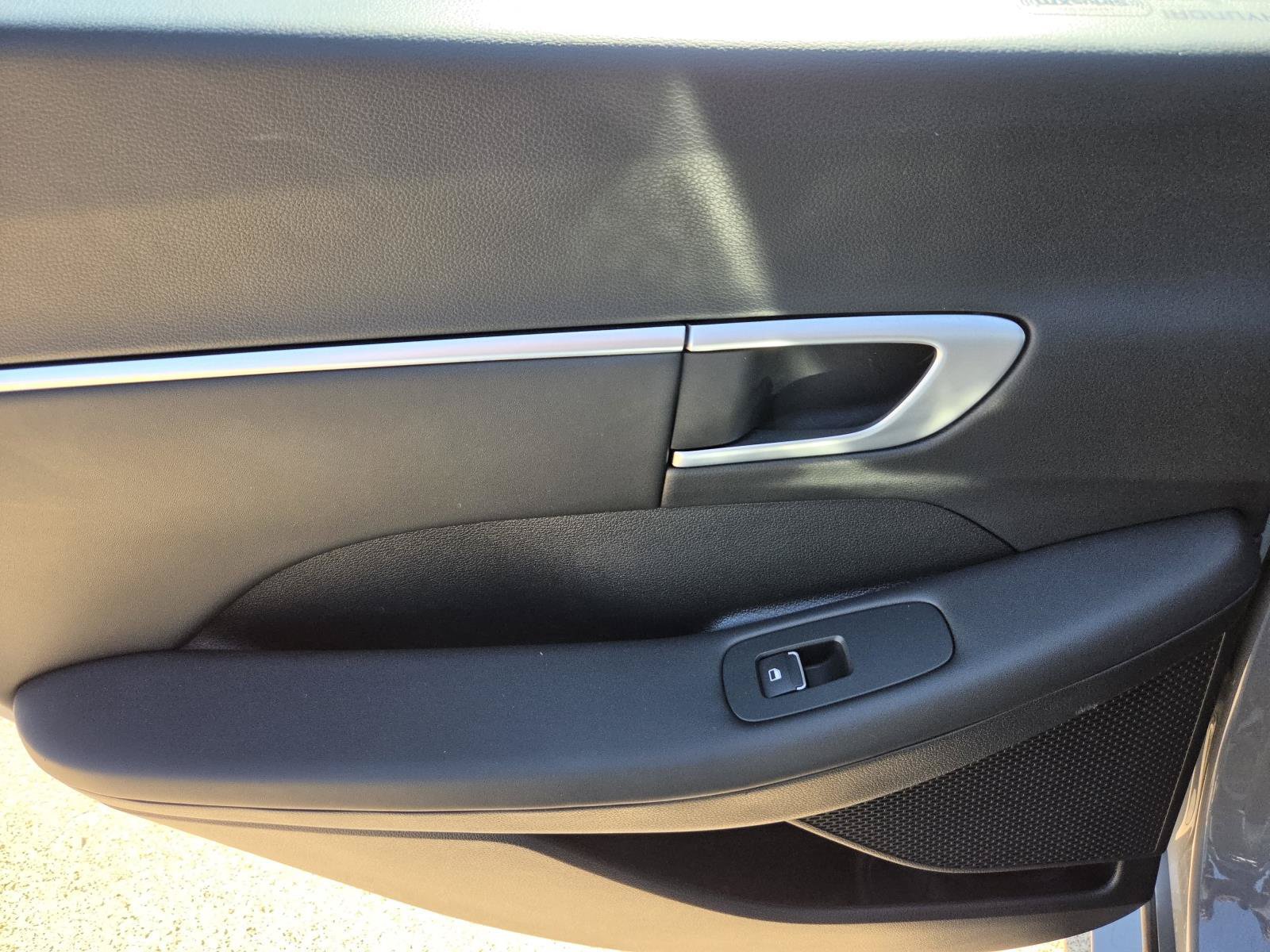 Certified 2024 Hyundai Sonata SEL FWD image 9