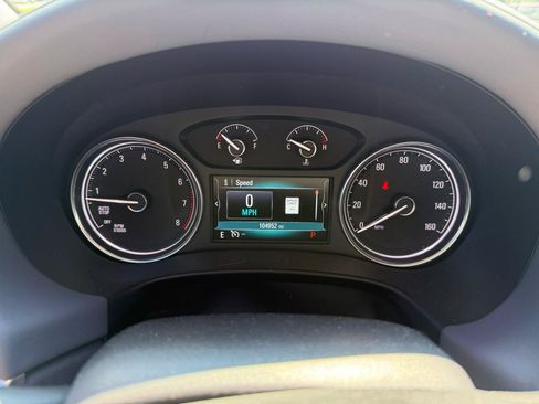 Used 2018 Buick Enclave Premium FWD image 10