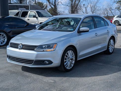 Used 2014 Volkswagen Jetta SEL image 1