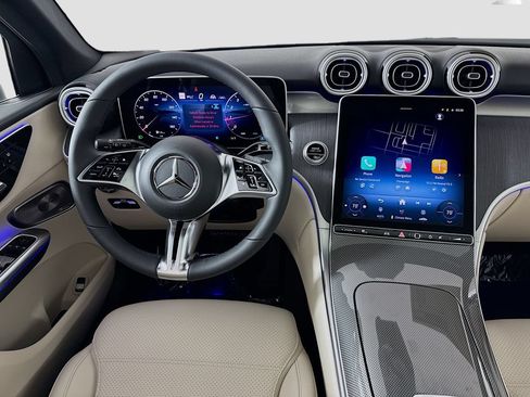 New 2026 Mercedes-Benz GLC 300 4MATIC image 24