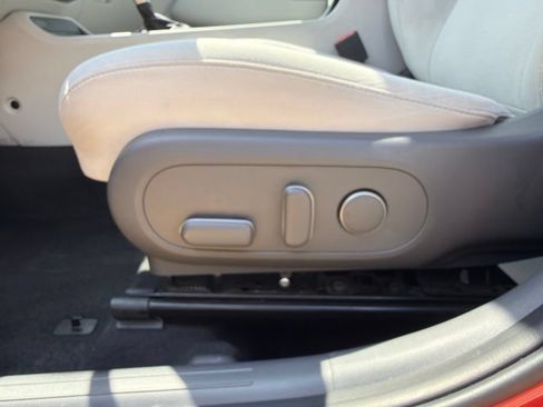 Used 2024 Hyundai Kona SEL AWD/4WD image 16