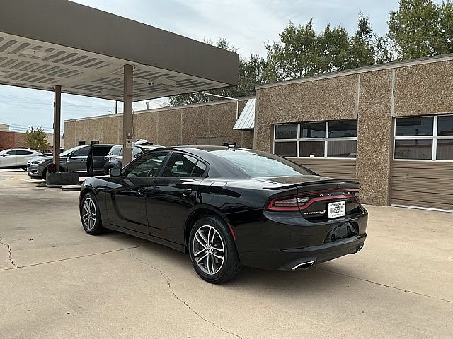 Used 2019 Dodge Charger SXT AWD/4WD image 7