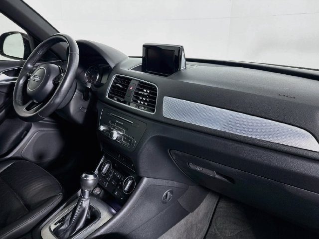 Used 2018 Audi Q3 2.0T Premium w/ Convenience Package FWD image 27