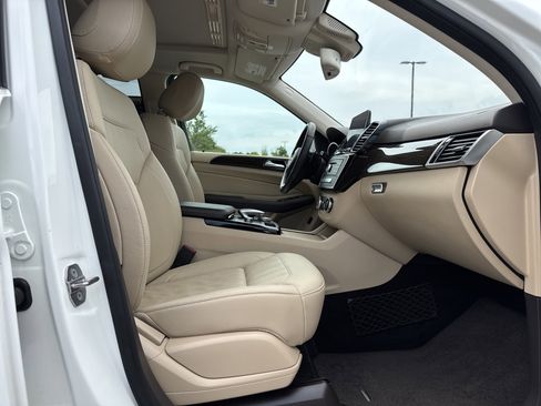 Used 2018 Mercedes-Benz GLE 350 image 30