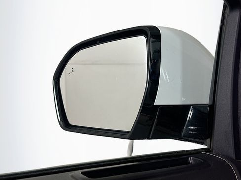 Used 2024 Ford Expedition Max XLT image 16