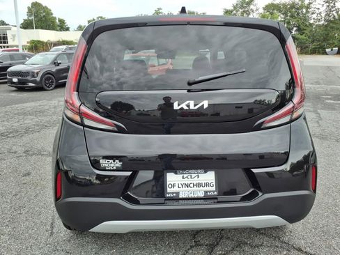 New 2025 Kia Soul LX image 5