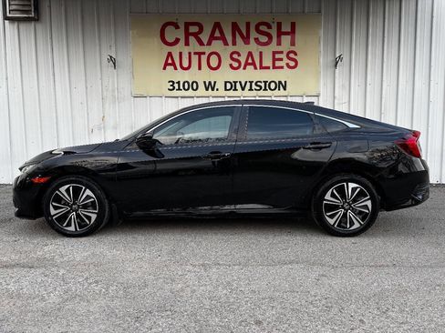 Used 2016 Honda Civic EX-T image 2