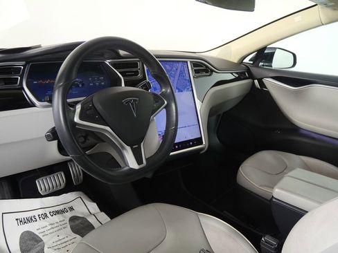 Used 2013 Tesla Model S Performance image 12