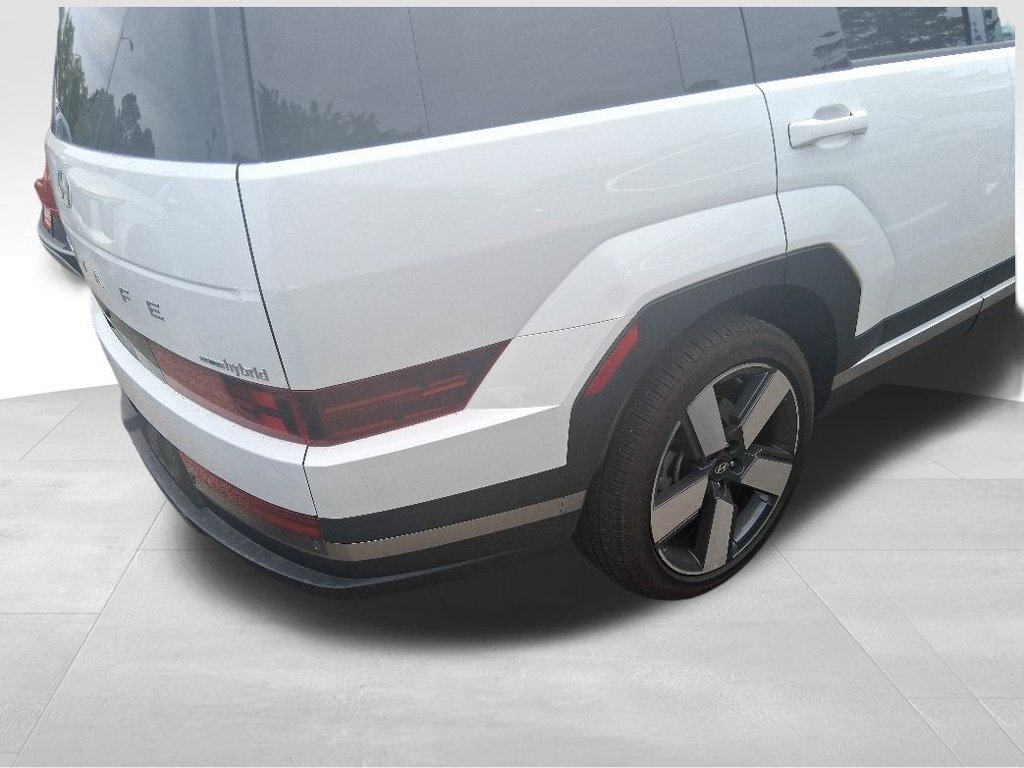 Used 2025 Hyundai Santa Fe Limited AWD/4WD image 4