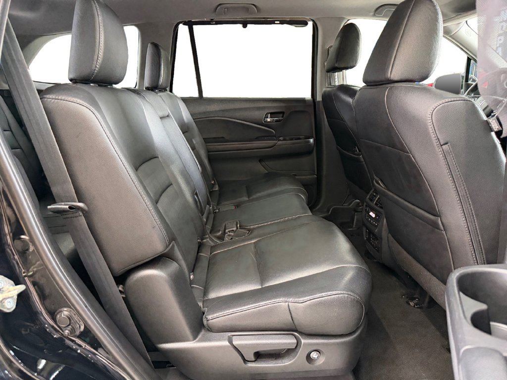 Used 2020 Honda Pilot Touring image 16