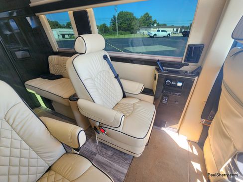 Used 2020 Mercedes-Benz Sprinter 2500 image 8