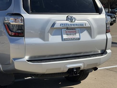 Certified 2024 Toyota 4Runner SR5 Premium image 6