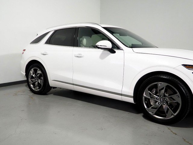 Used 2025 Genesis Electrified GV70 AWD Advance image 59