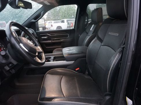Used 2024 RAM 3500 Laramie w/ Night Edition AWD/4WD image 4
