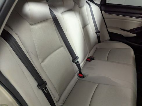 Used 2020 Honda Accord LX image 31