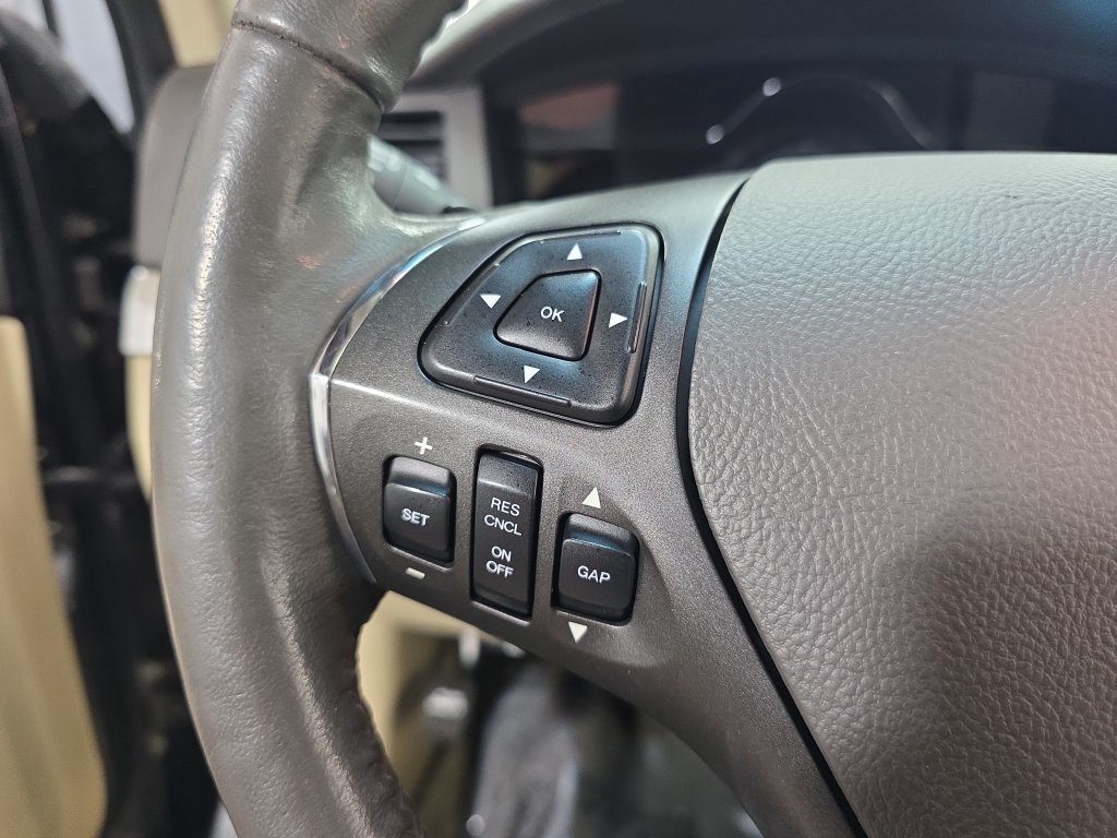 Used 2015 Lincoln MKS AWD w/ Equipment Group 101A image 16