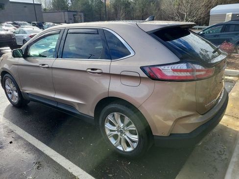 Used 2021 Ford Edge Titanium w/ Equipment Group 301A image 6