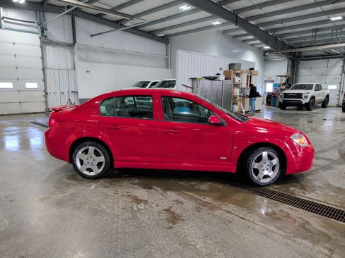 Used 2007 Chevrolet Cobalt SS image 2
