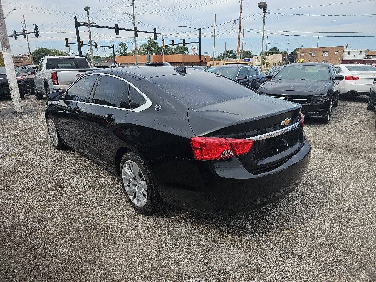 Used 2015 Chevrolet Impala LT FWD image 5