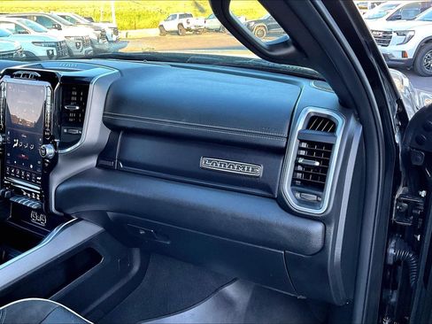 Used 2021 RAM 2500 Laramie w/ Night Edition AWD/4WD image 16