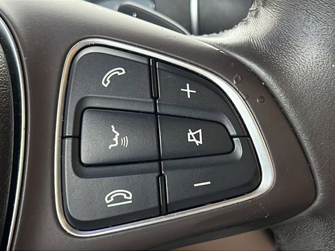 Used 2018 Mercedes-Benz GLE 350 image 22