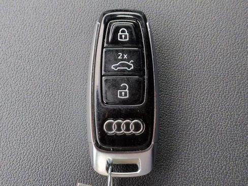 Used 2025 Audi Q7 3.0T Premium Plus AWD/4WD image 31