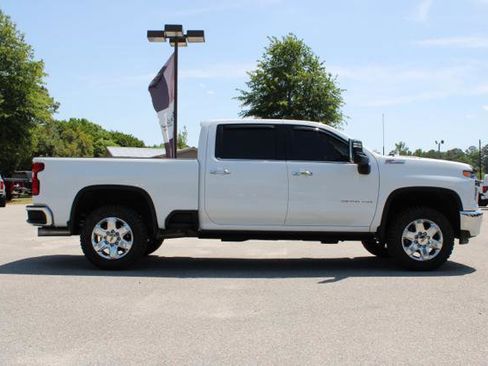 Used 2023 Chevrolet Silverado 2500 LTZ w/ LTZ Plus Package AWD/4WD image 4