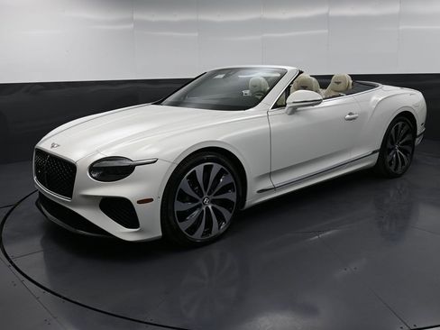 New 2026 Bentley Continental GTC image 31