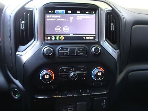 Used 2019 Chevrolet Silverado 1500 LT w/ All-Star Edition image 25