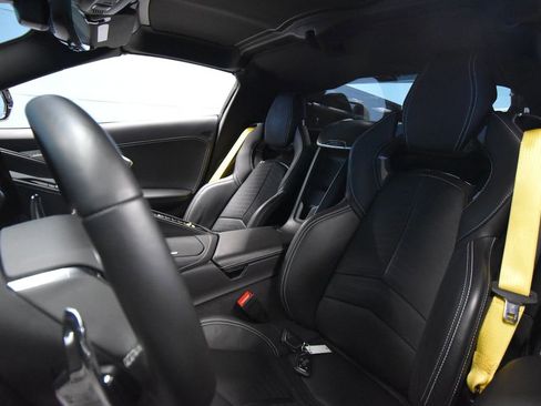 Used 2024 Chevrolet Corvette Stingray Preferred Cpe w/ Battery Protection Package image 27