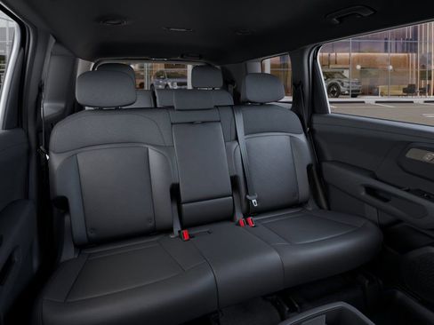 New 2027 Kia Telluride LX FWD image 16