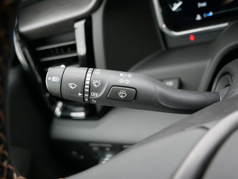 New 2026 GMC Sierra 2500 AT4 w/ AT4 Premium Plus Package image 23