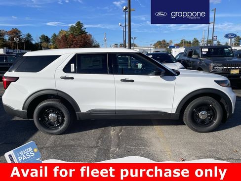 New 2026 Ford Explorer 4WD Police Interceptor image 2