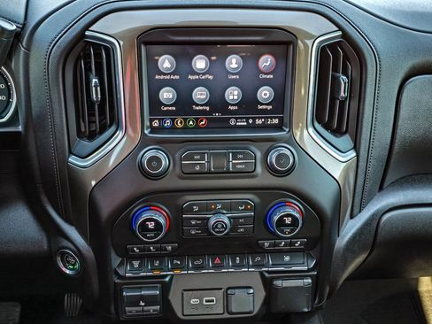 Used 2023 Chevrolet Silverado 3500 High Country w/ Technology Package image 21