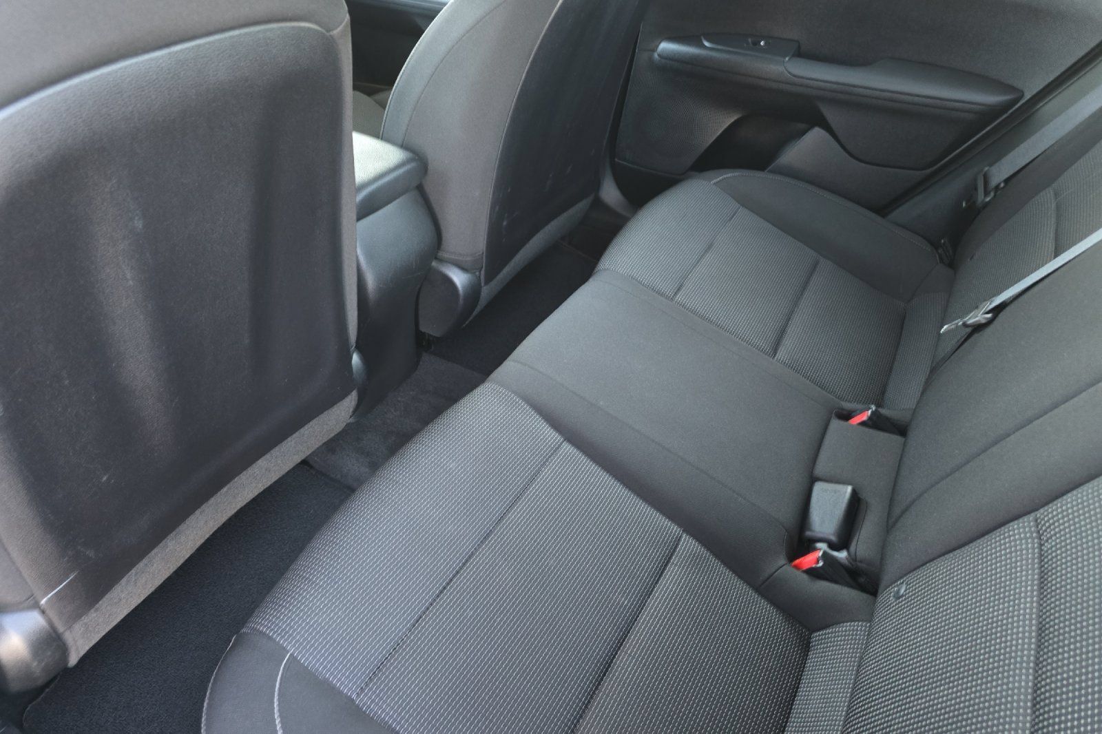 Used 2019 Kia Forte LXS FWD image 9