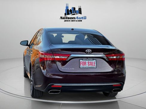 Used 2018 Toyota Avalon XLE image 7