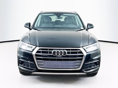 Used 2019 Audi Q5 Prestige AWD/4WD image 2